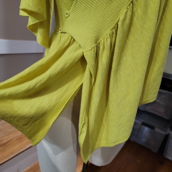 NEW Anthropologie Moth Taupo Golden Yellow Asymmetrical Sweater Wrap S/M - Picture 10 of 16